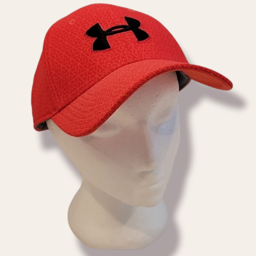 Under Armour Men's Red Printed Blitzing Stretch Fit Baseball Cap XLARGE